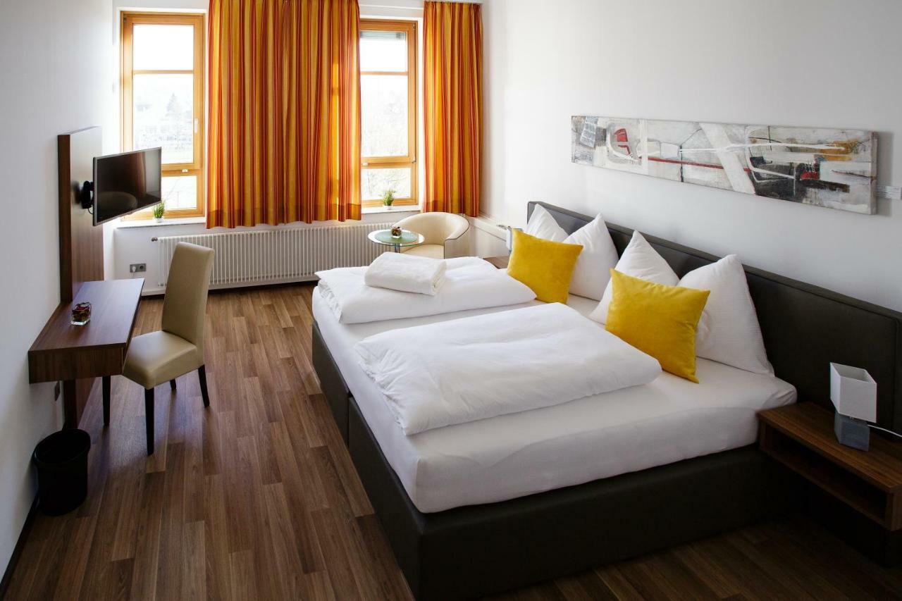 Health Vital Comfort Guestrooms Wels Extérieur photo